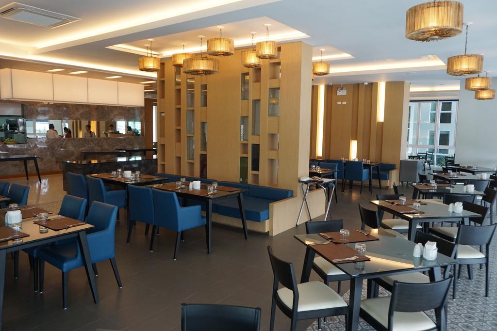 Grand Vista Hotel Chiangrai-Sha Extra Plus Chiang Rai Exteriör bild