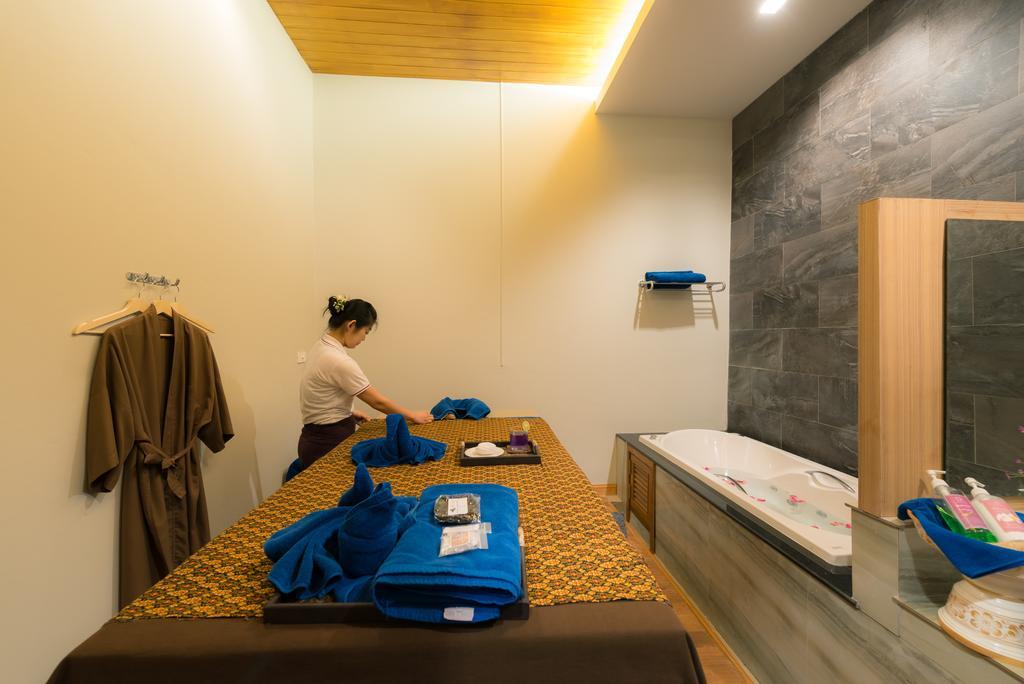 Grand Vista Hotel Chiangrai-Sha Extra Plus Chiang Rai Exteriör bild